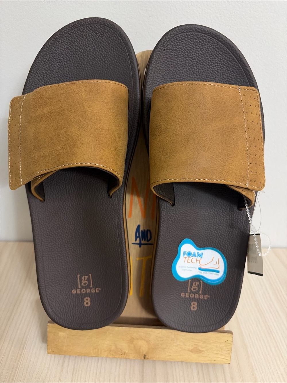 George New! mens Foam Tech Slide Sandals in Brown and Dark Brown size 8